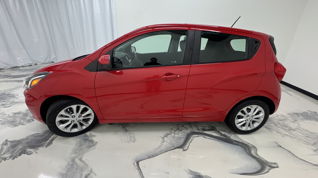 Photo 5 of this CHEVROLET SPARK