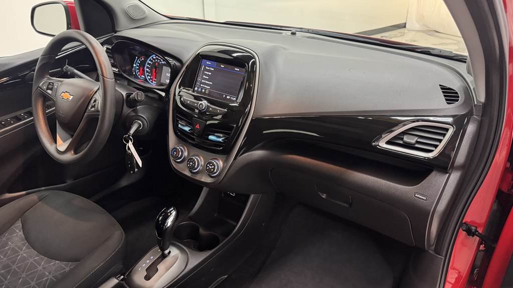 Photo 28 of this CHEVROLET SPARK