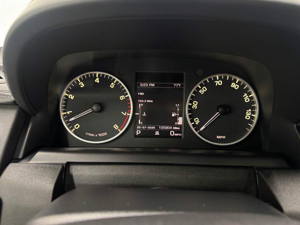 Photo 30 of this LAND ROVER LR4
