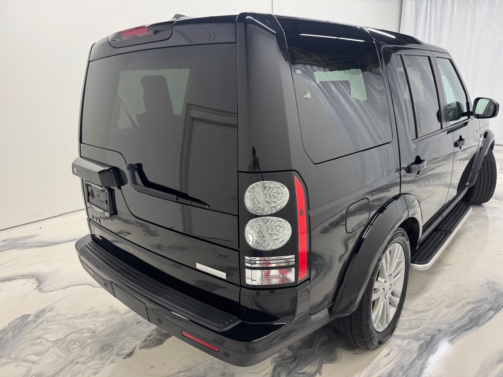 Photo 8 of this LAND ROVER LR4