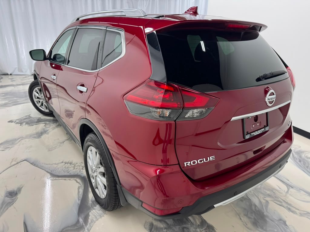 Photo 6 of this NISSAN ROGUE