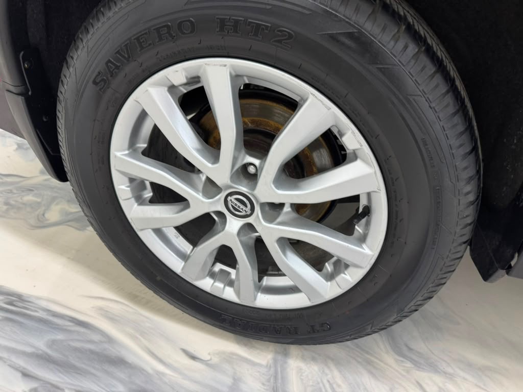 Photo 11 of this NISSAN ROGUE