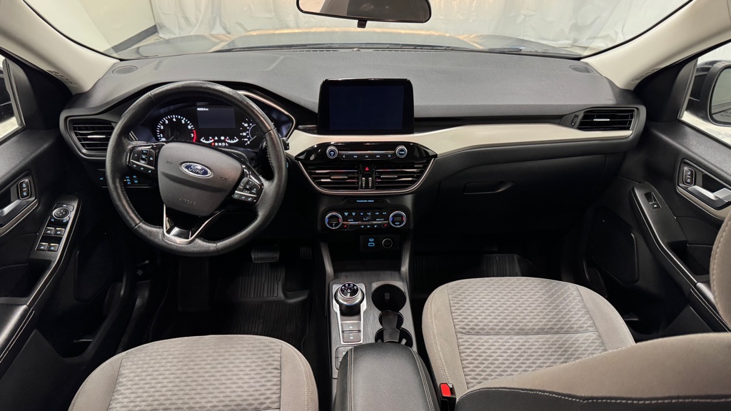 Photo 23 of this FORD ESCAPE