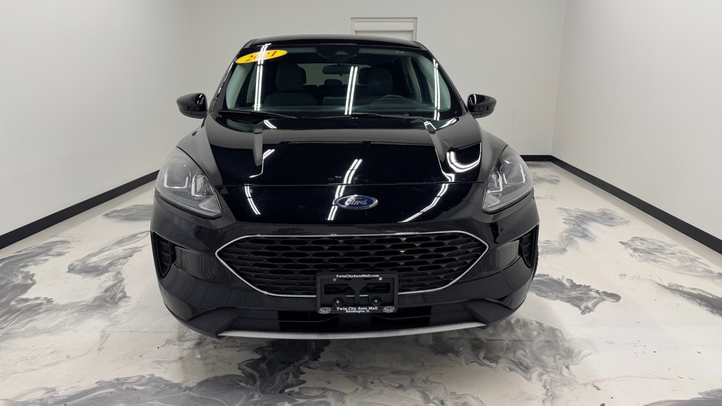 Photo 3 of this FORD ESCAPE