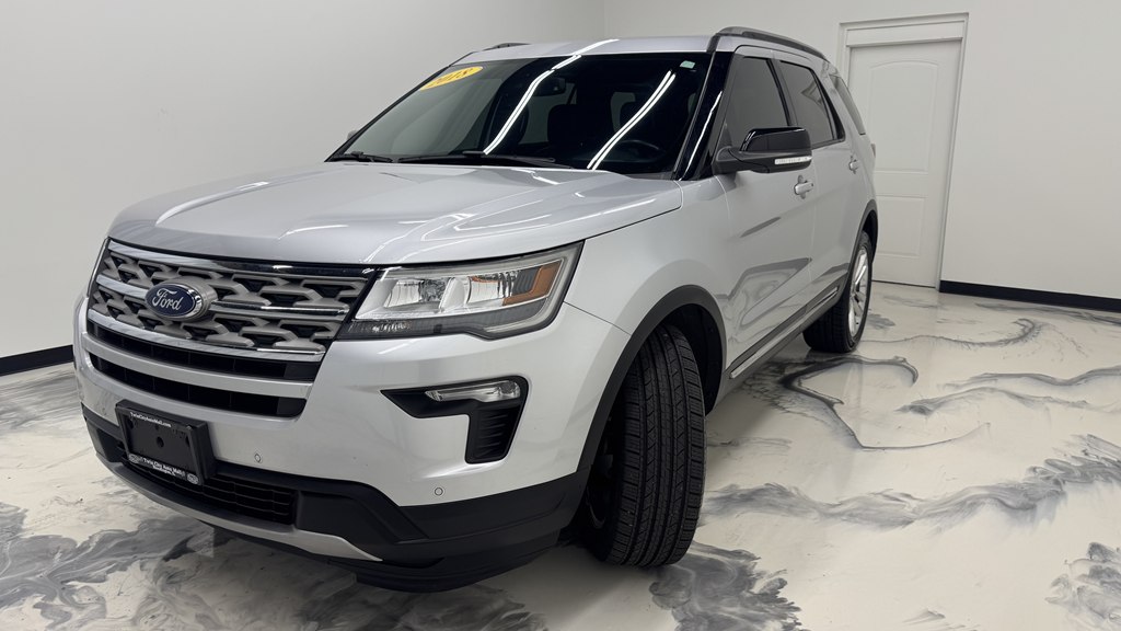 Photo 5 of this FORD EXPLORER