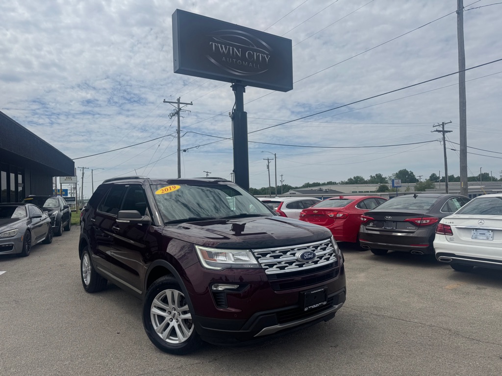 2019 Ford Explorer XLT 4WD's photo