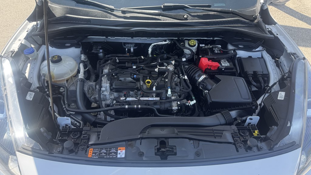Photo 10 of this FORD ESCAPE