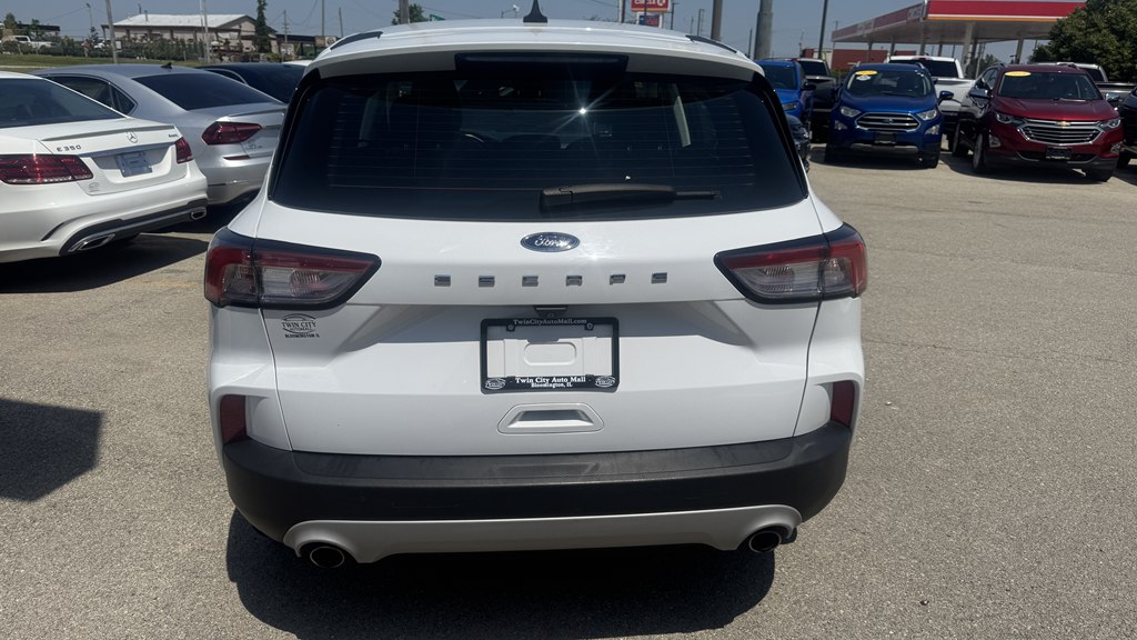 Photo 7 of this FORD ESCAPE