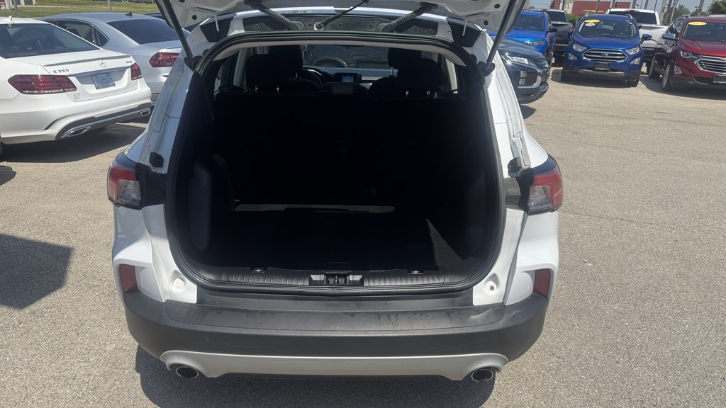 Photo 11 of this FORD ESCAPE