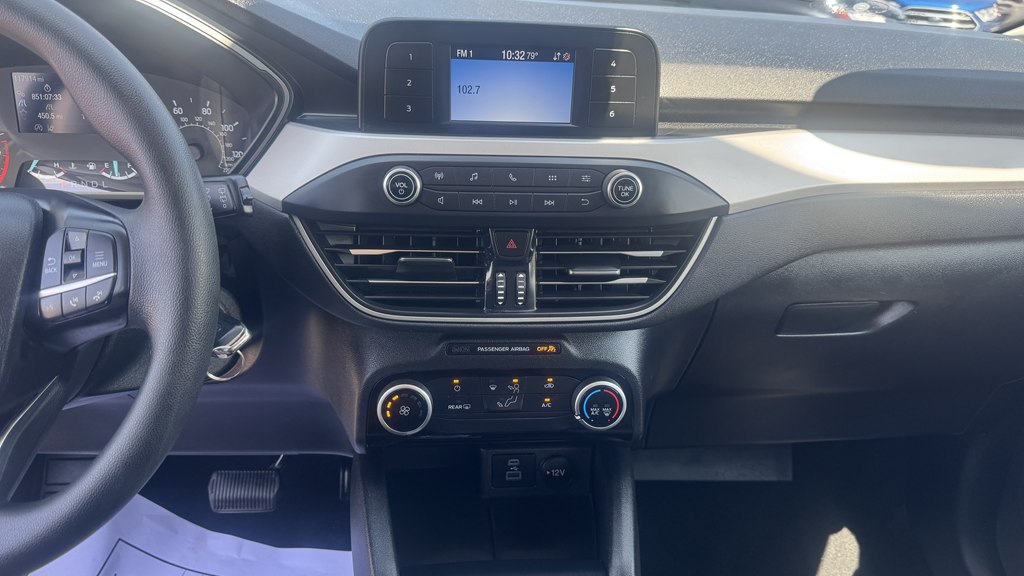 Photo 19 of this FORD ESCAPE