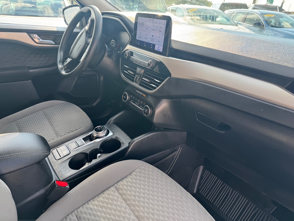 Photo 10 of this FORD ESCAPE
