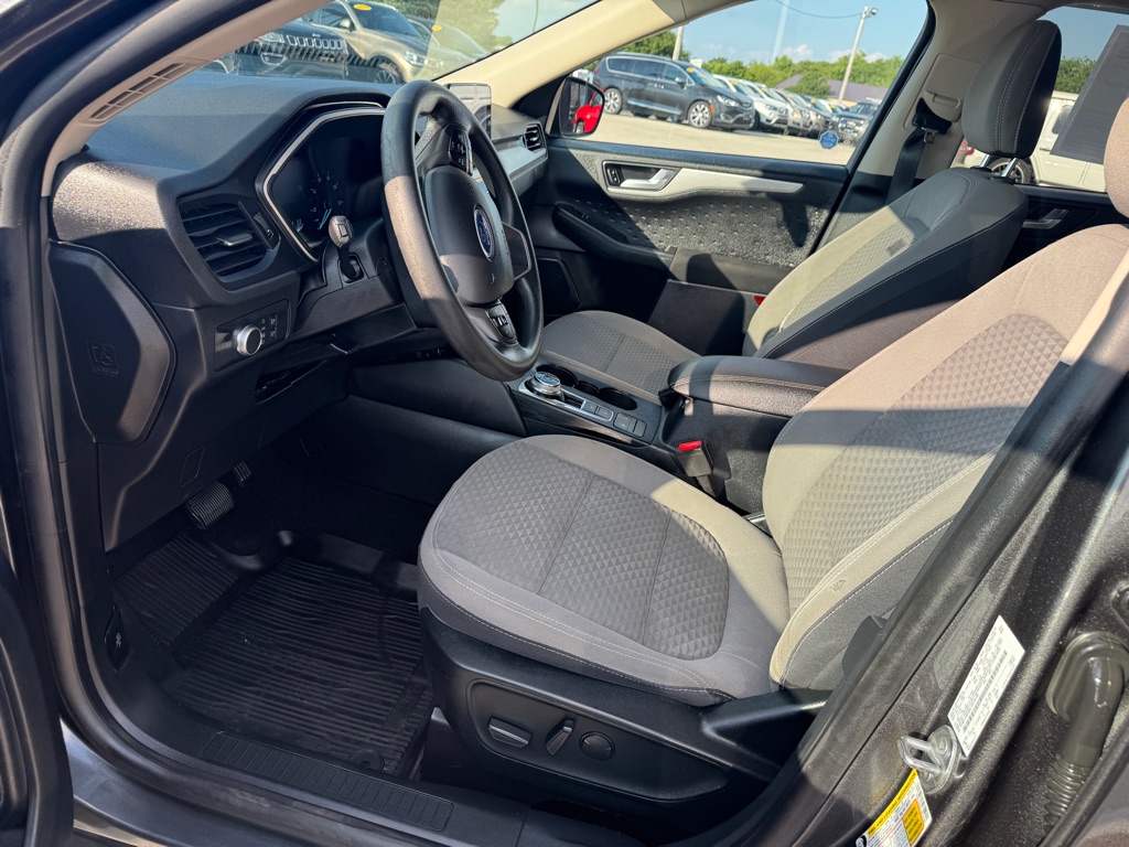 Photo 19 of this FORD ESCAPE