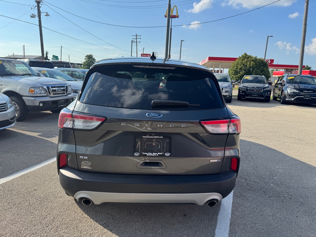 Photo 6 of this FORD ESCAPE