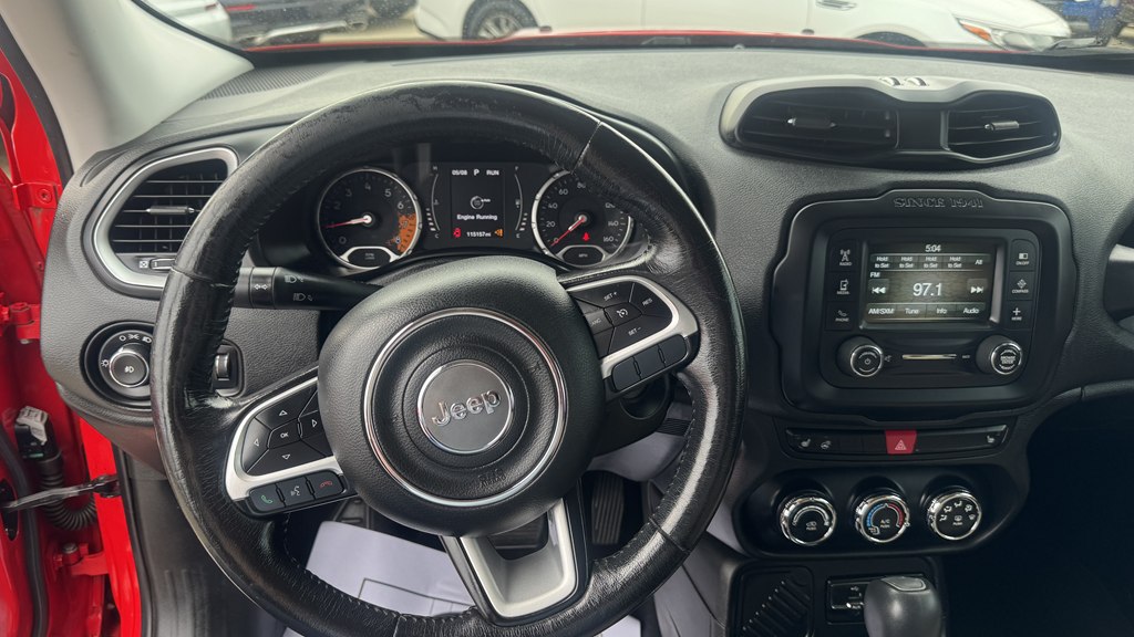 Photo 17 of this JEEP RENEGADE