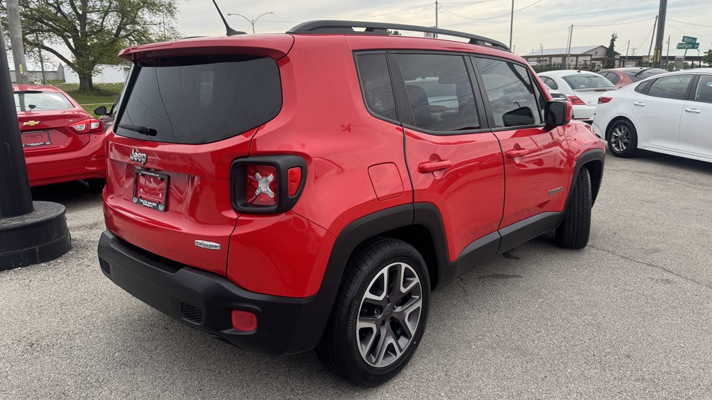 Photo 8 of this JEEP RENEGADE