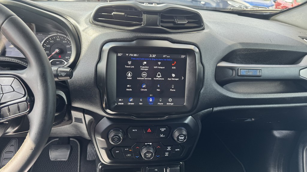 Photo 18 of this JEEP RENEGADE