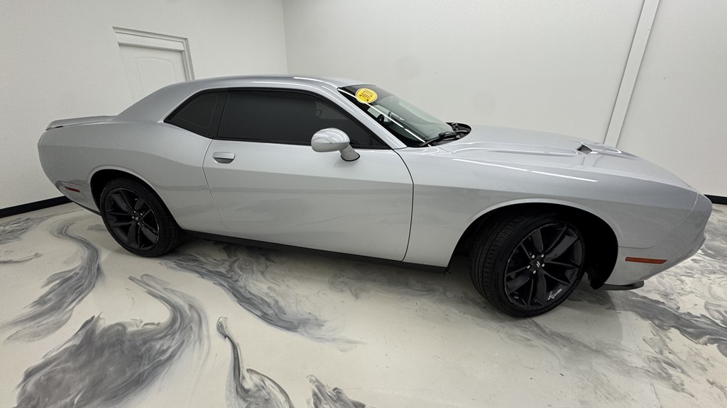 Photo 9 of this DODGE CHALLENGER