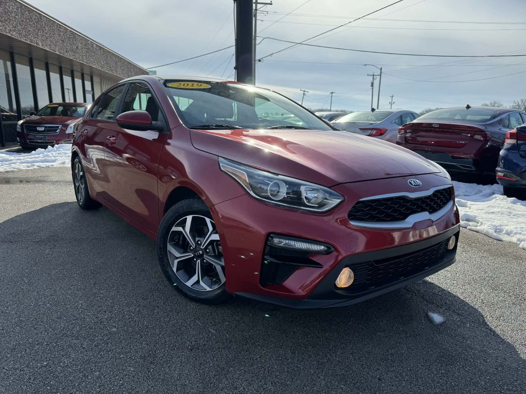 2019 KIA FORTE LXS's photo