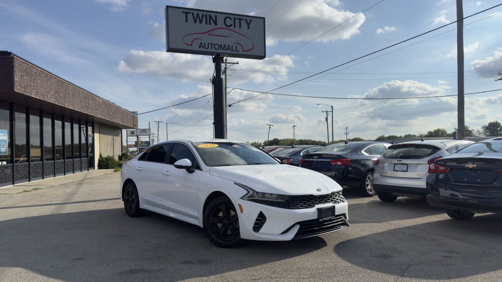 2021 KIA K5 LXS's photo