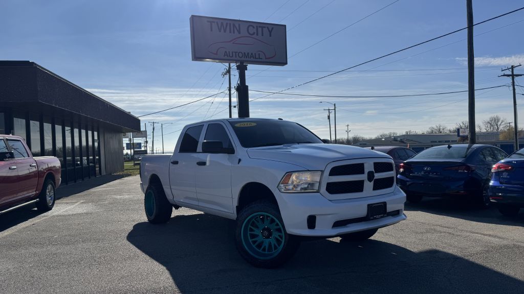 2016 RAM 1500 ST's photo