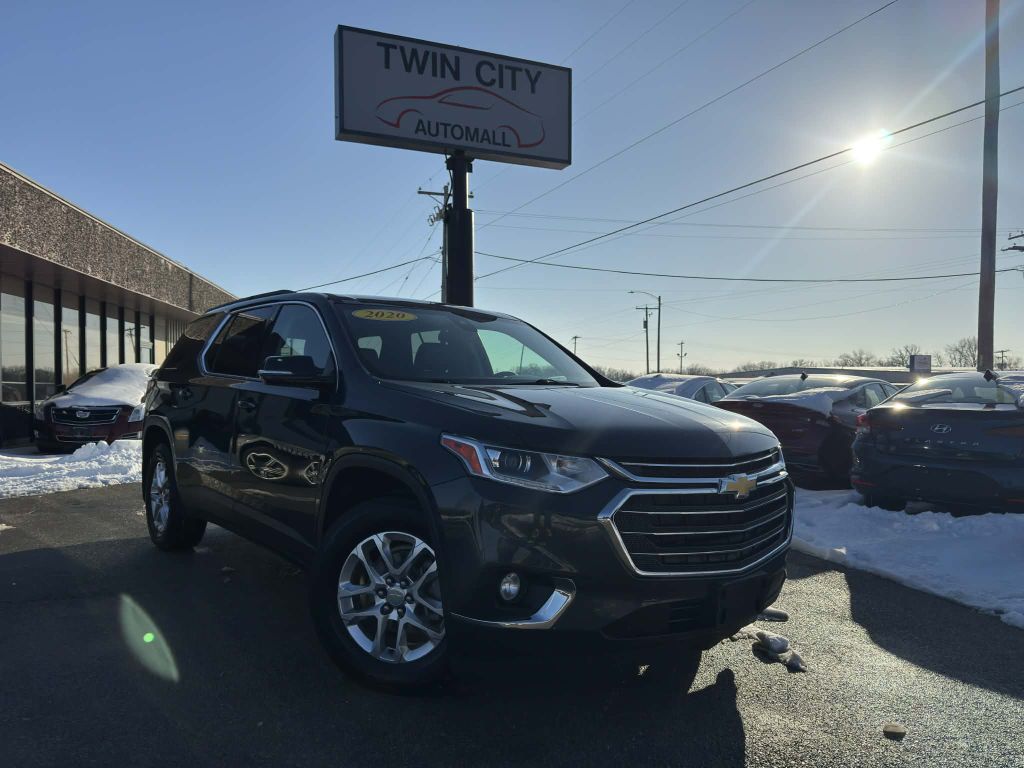 2020 CHEVROLET TRAVERSE LT's photo
