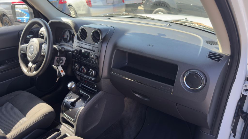 Photo 18 of this JEEP PATRIOT