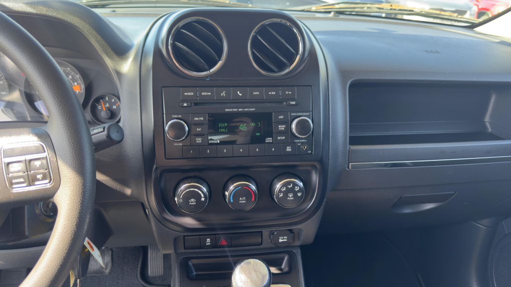 Photo 24 of this JEEP PATRIOT