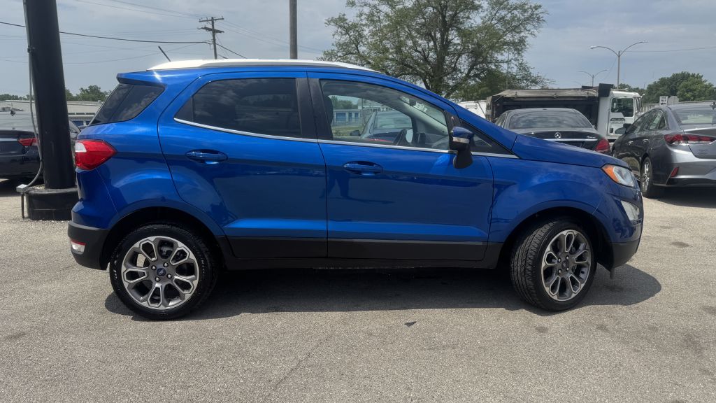 Photo 8 of this FORD ECOSPORT
