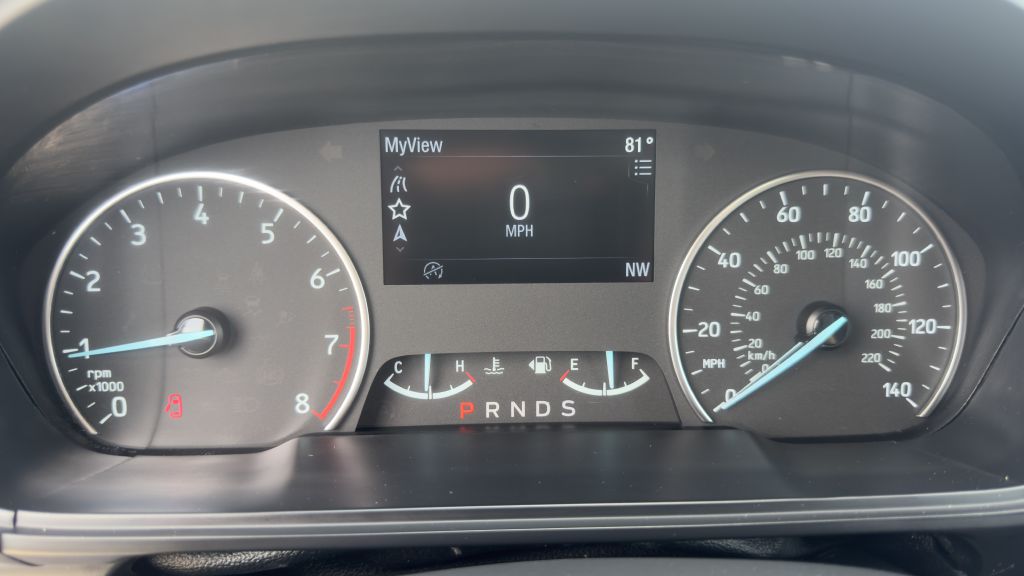 Photo 17 of this FORD ECOSPORT