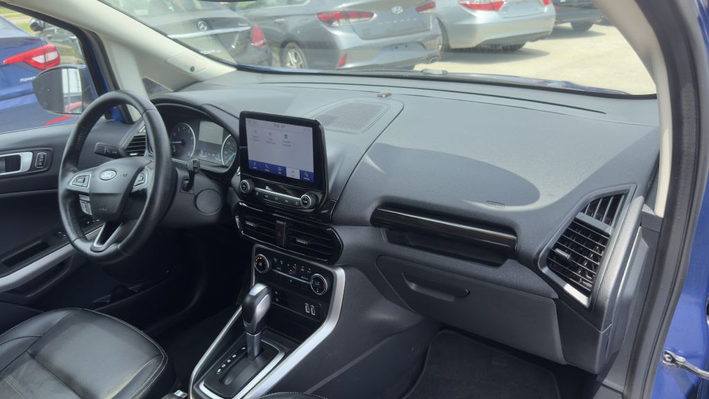 Photo 27 of this FORD ECOSPORT