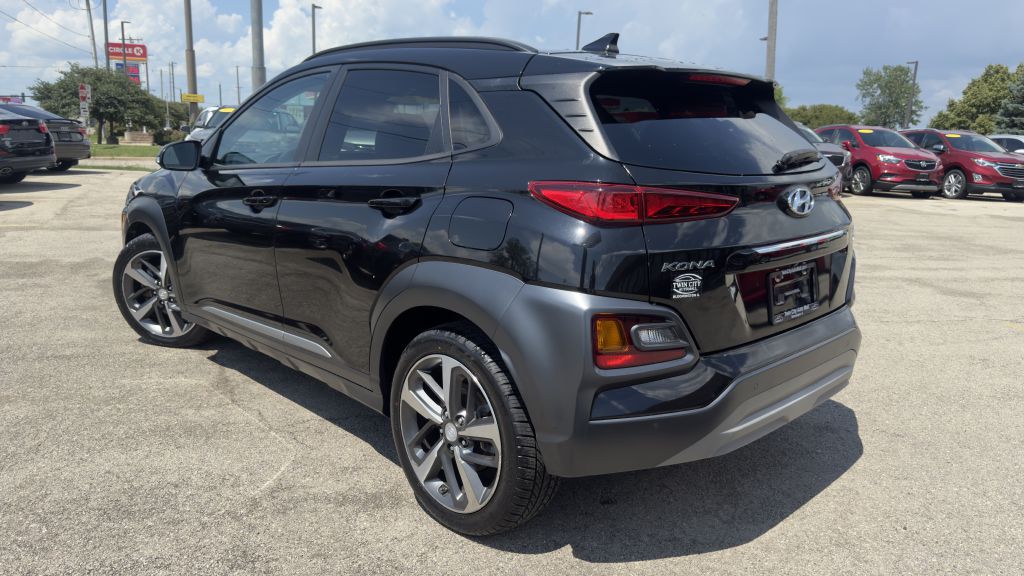 Photo 5 of this HYUNDAI KONA