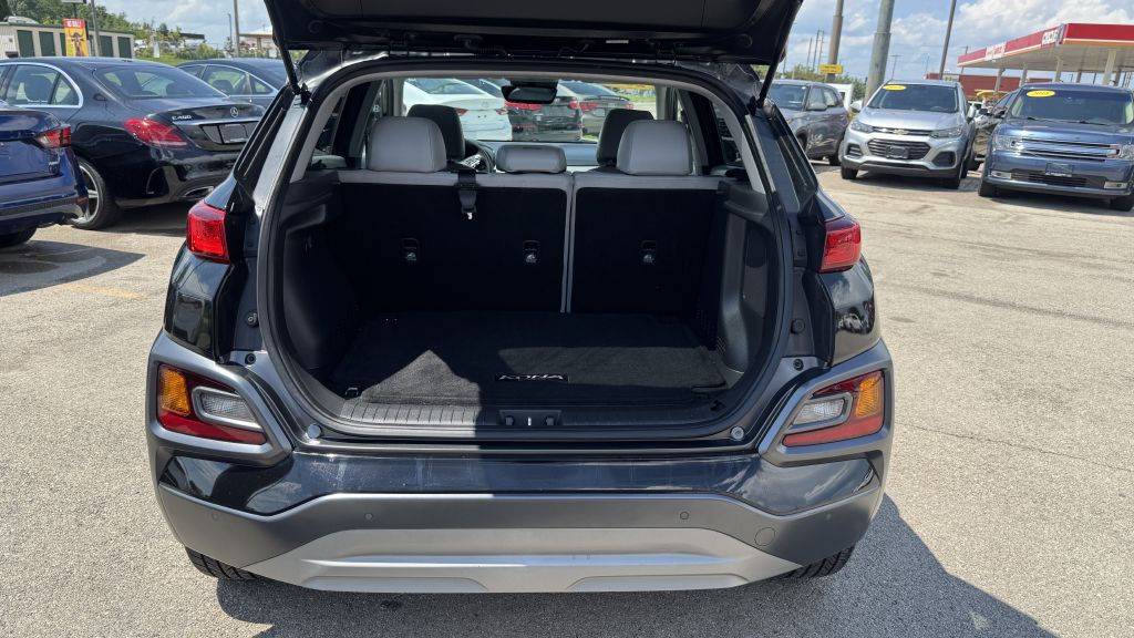 Photo 10 of this HYUNDAI KONA