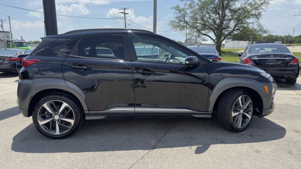 Photo 8 of this HYUNDAI KONA