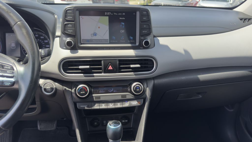 Photo 18 of this HYUNDAI KONA