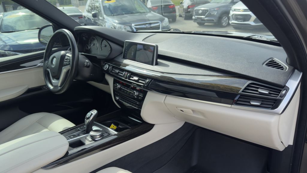 Photo 28 of this BMW X5