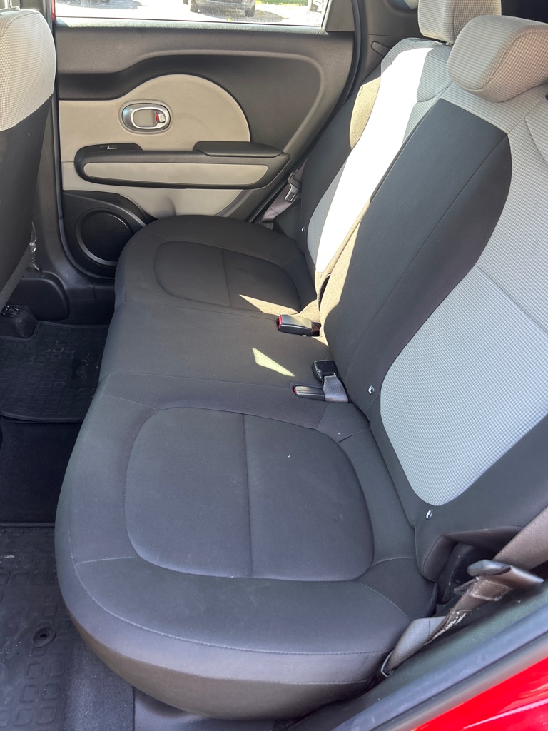 Photo 7 of this KIA SOUL
