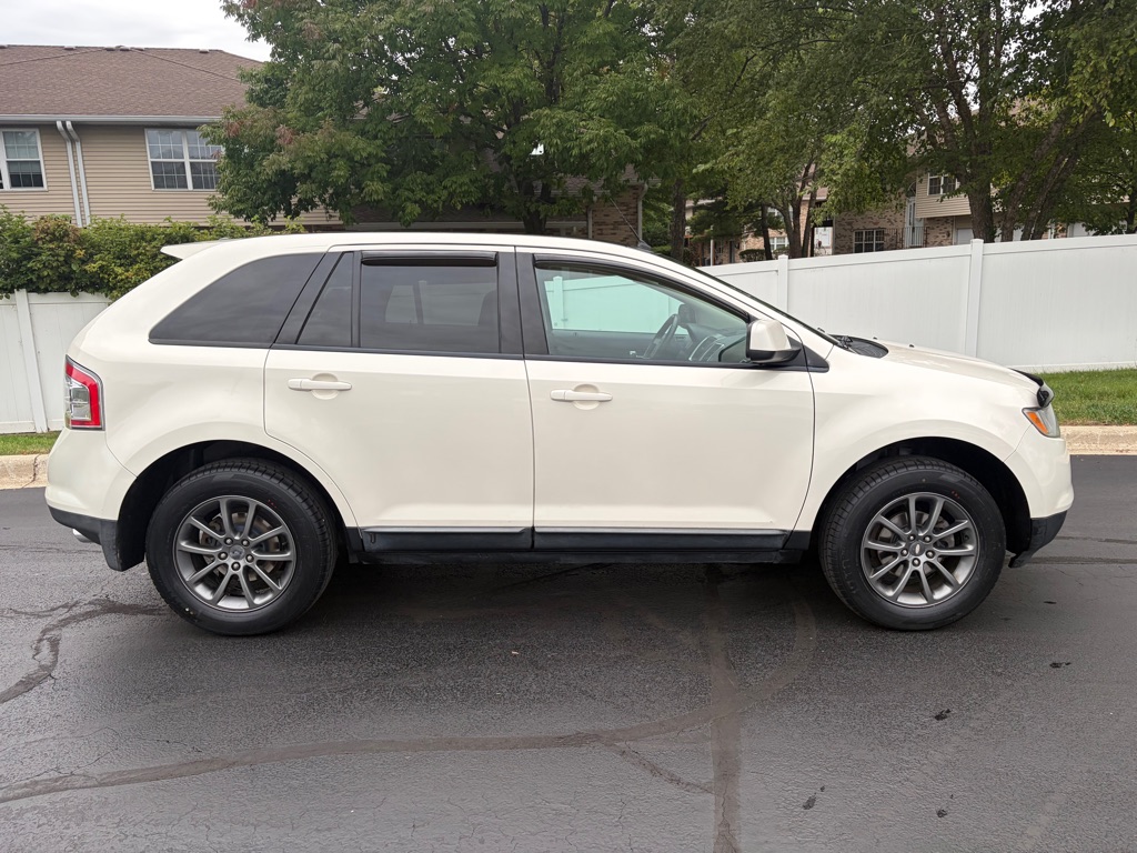 Photo 6 of this FORD EDGE