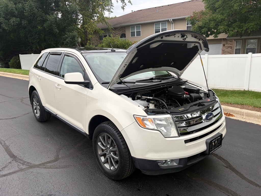 Photo 23 of this FORD EDGE