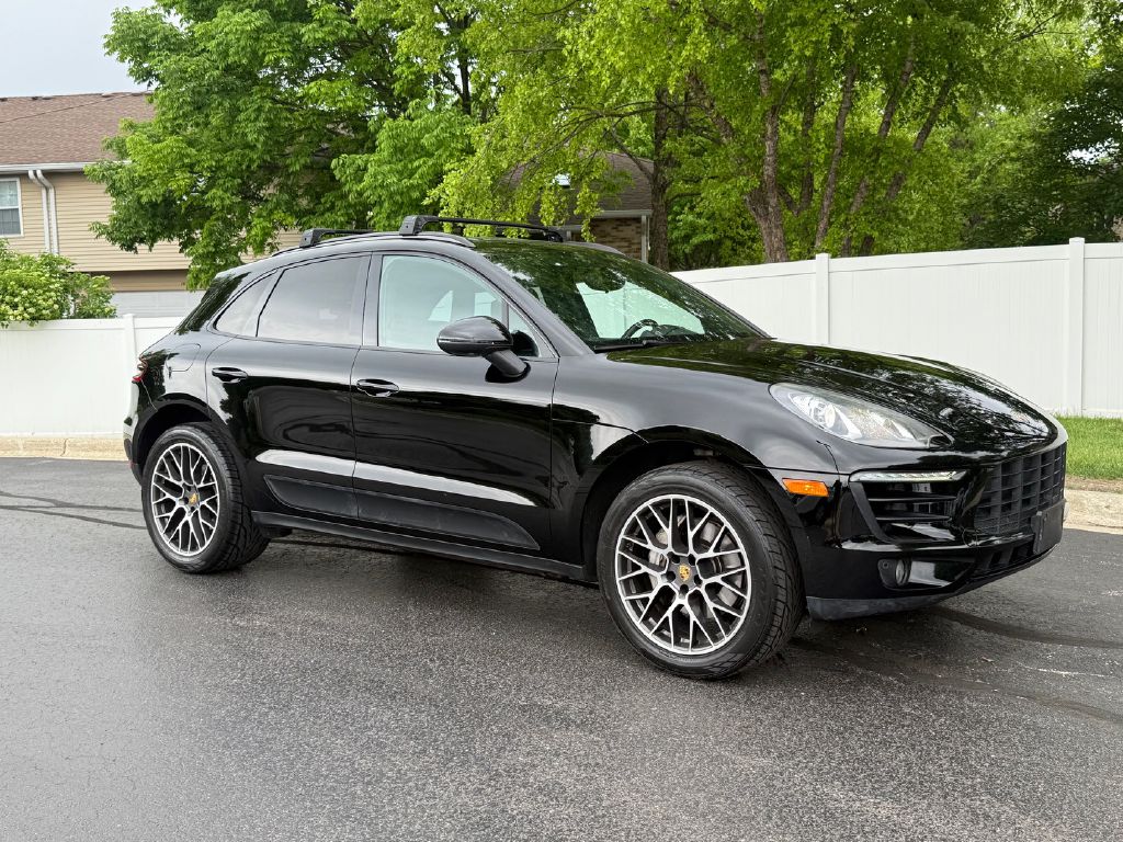 Photo 11 of this PORSCHE MACAN