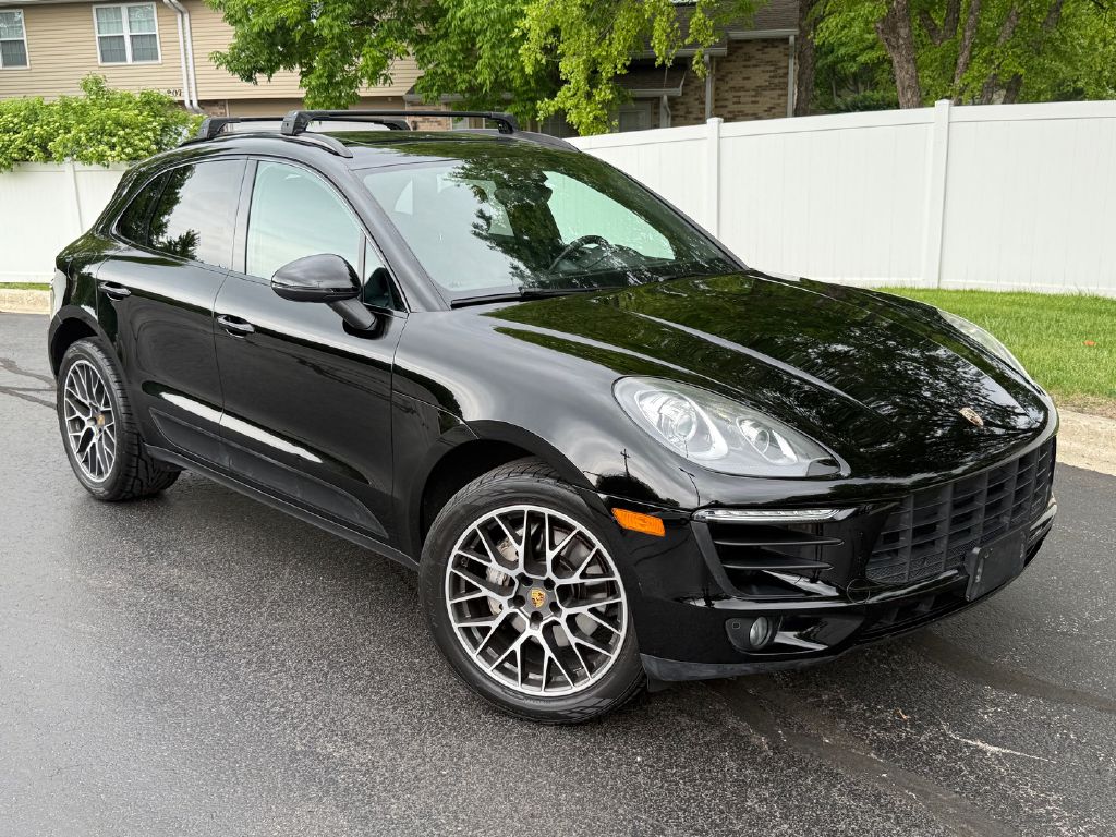 2018 PORSCHE MACAN