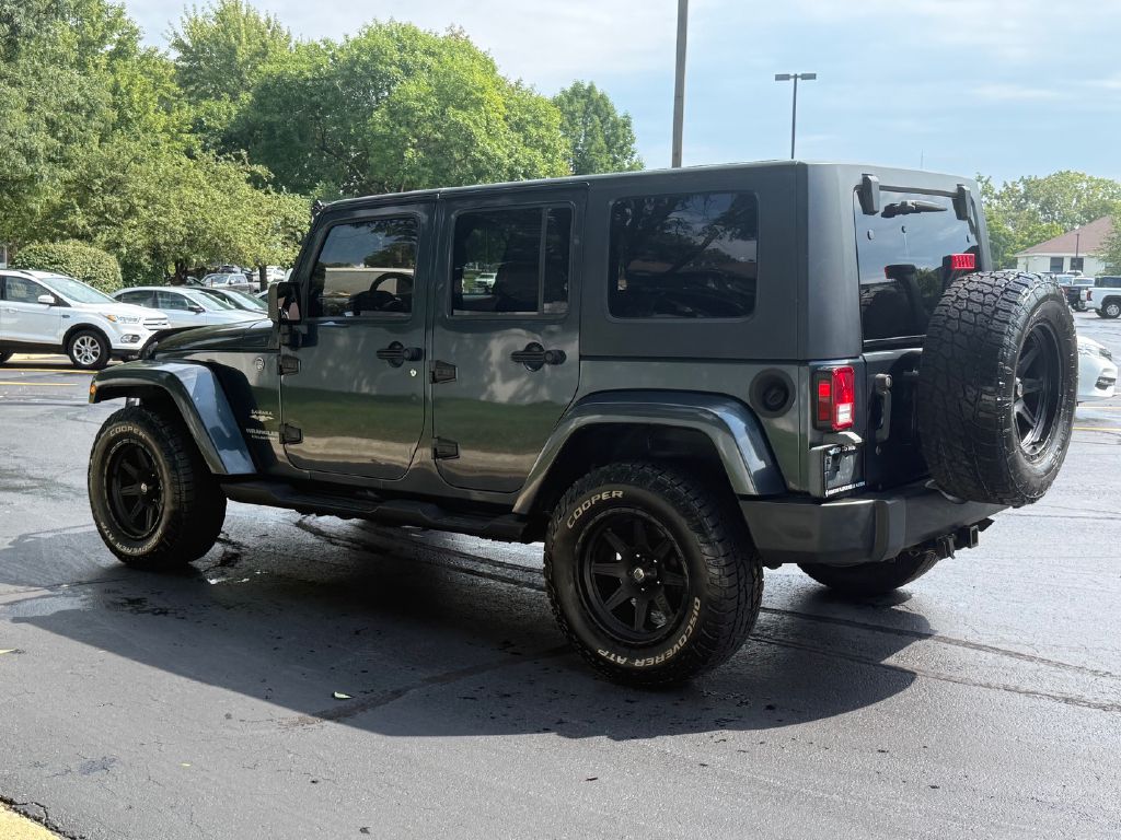 Photo 8 of this JEEP WRANGLER UNLIMI