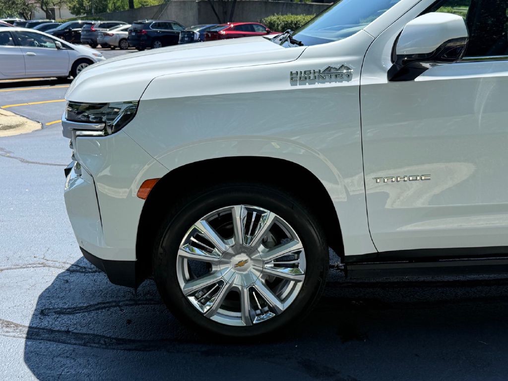 Photo 35 of this CHEVROLET TAHOE