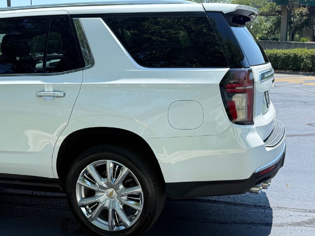 Photo 36 of this CHEVROLET TAHOE