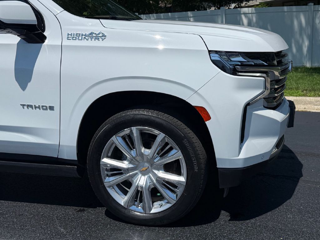 Photo 12 of this CHEVROLET TAHOE