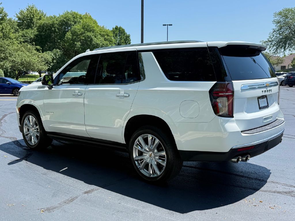 Photo 8 of this CHEVROLET TAHOE