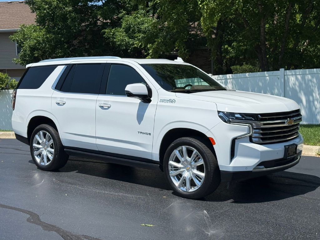 Photo 4 of this CHEVROLET TAHOE