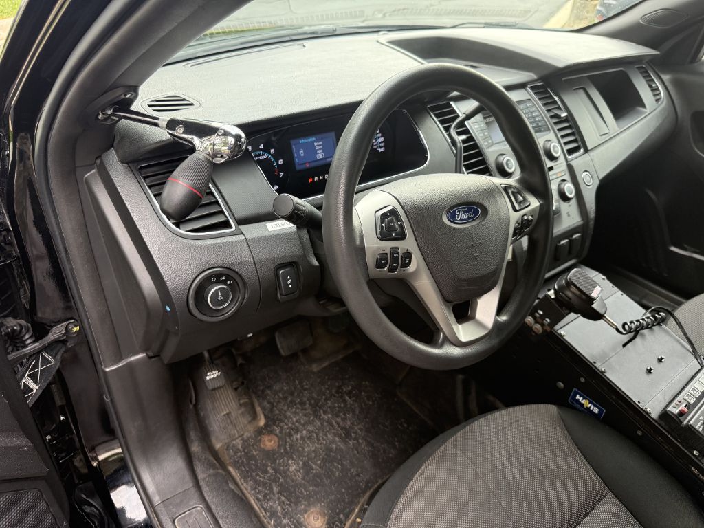 Photo 19 of this FORD TAURUS
