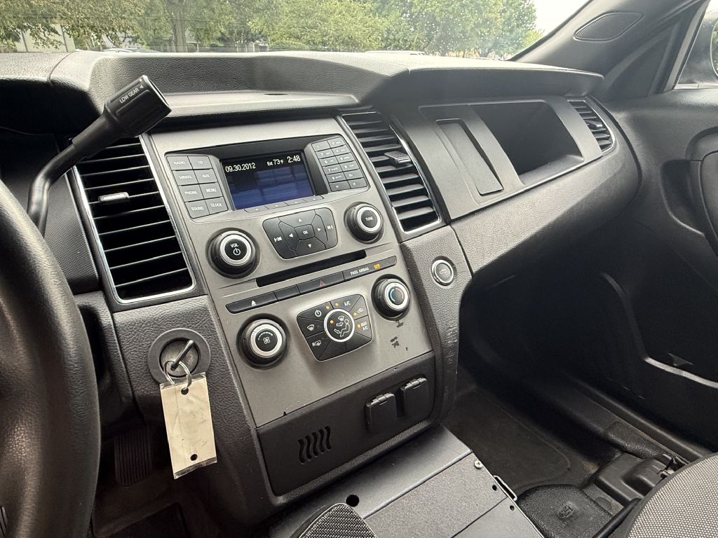 Photo 16 of this FORD TAURUS