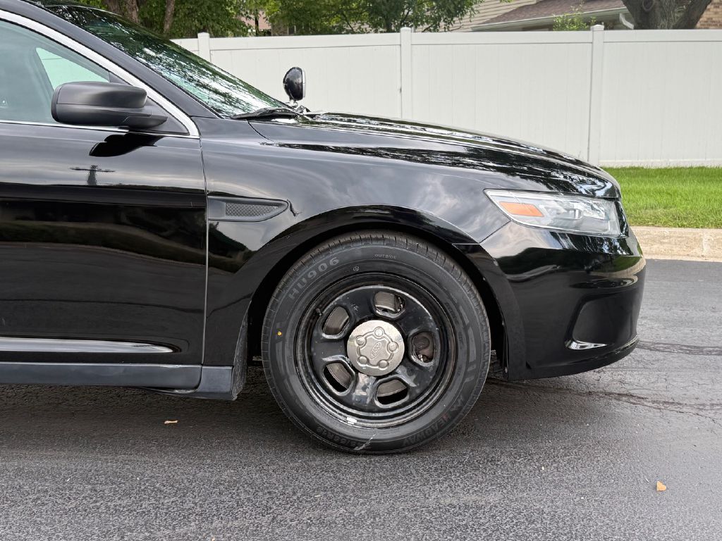 Photo 10 of this FORD TAURUS