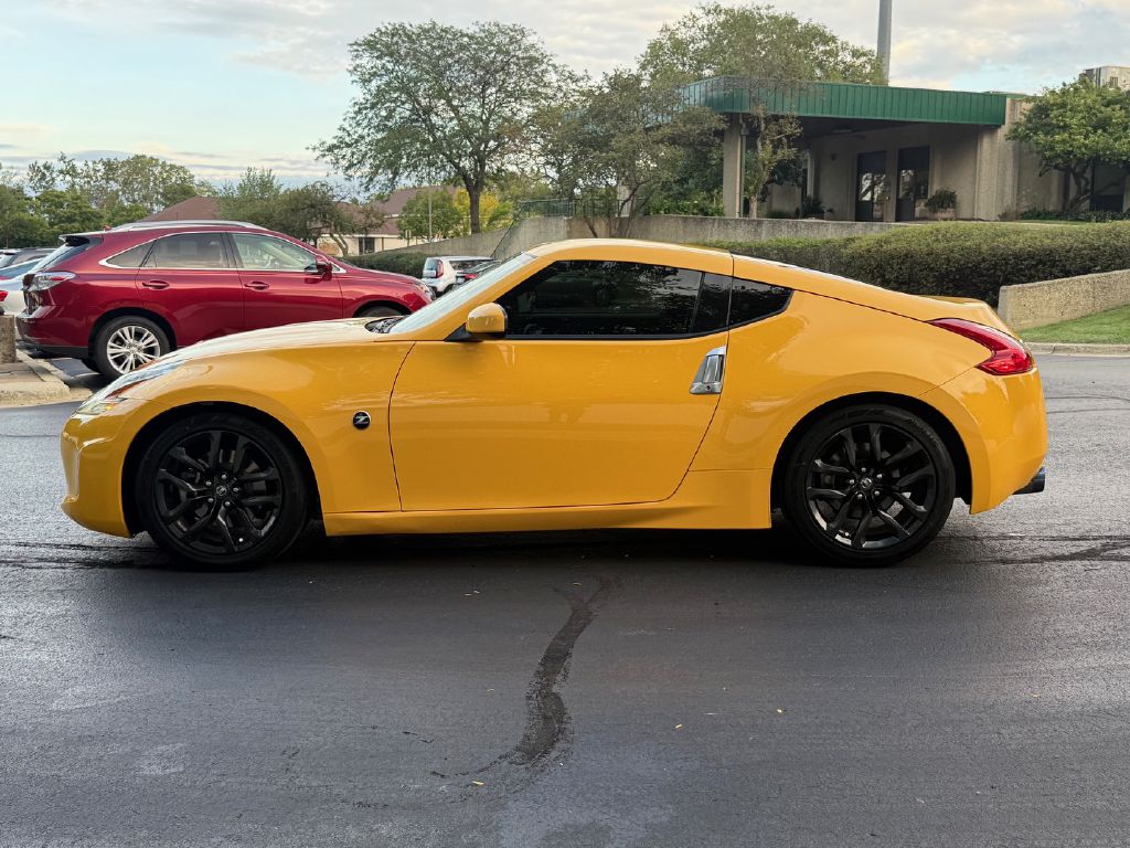 Photo 8 of this NISSAN 370Z